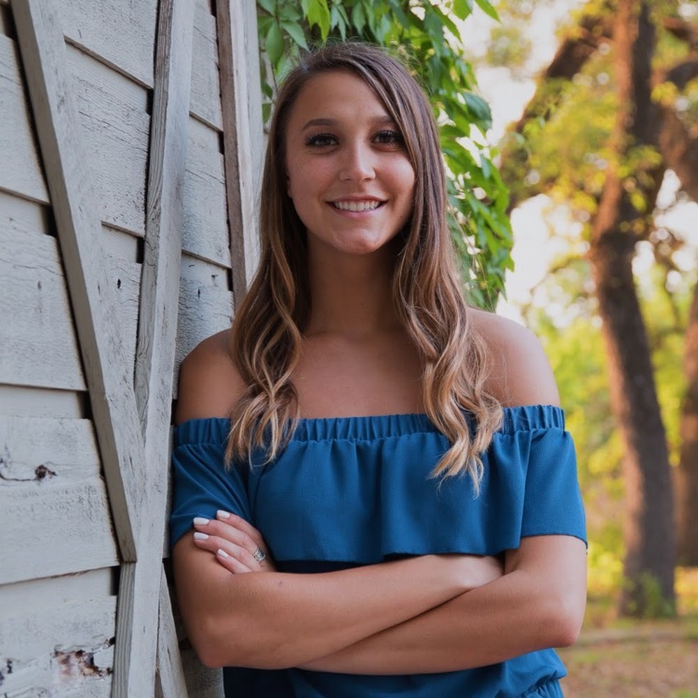 Meet your Posher, Lauren